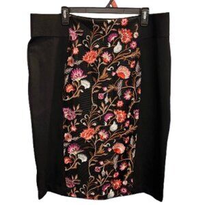🌸 New York & Company XXL Black Pencil Skirt With Embroidered Floral Front Panel